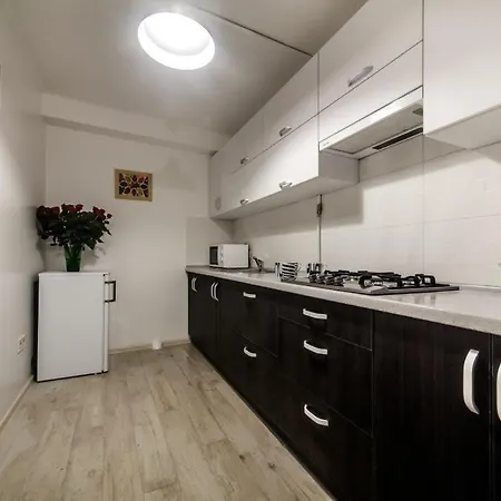 In Rynok Square Apartment